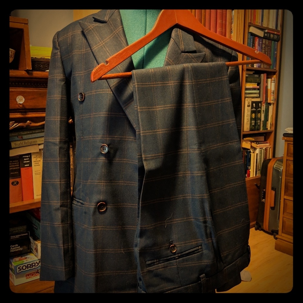 Two piece double breasted suit